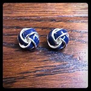 Blue silver Knot earrings